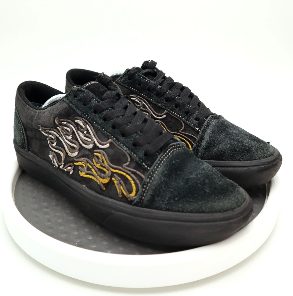 Vans Old Skool Comfycush Womens Size 9.5 Low Top Shoes Sneakers Fire Flames
